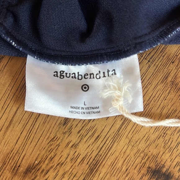 New! Aguabendita floral one piece swimsuit - Picture 7 of 7